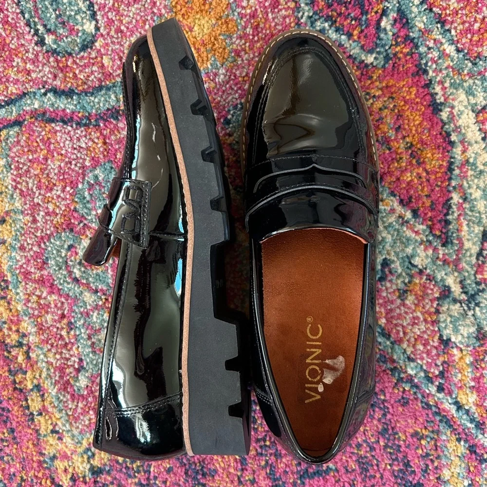 Vionic | Women’s Black Patent Cheryl Lug Sole Platform Penny Loafers, Size 6.5